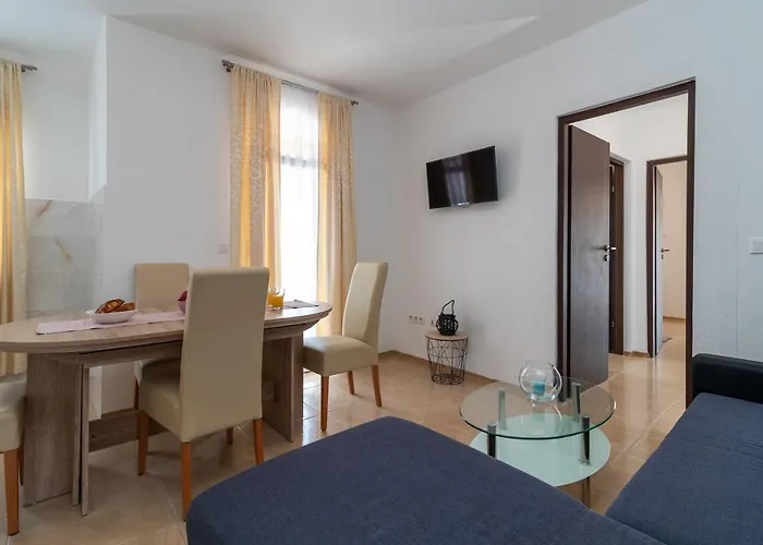 Apartmán Beachfront Jurica With Balcony Trogir