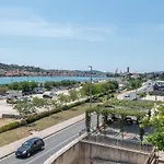 Beachfront Jurica With Balcony Apartment *
