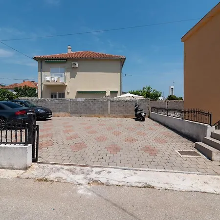 Beachfront Jurica With Balcony Apartment Trogir